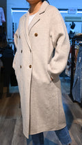 Cappotto lungo doppiopetto beige in lana