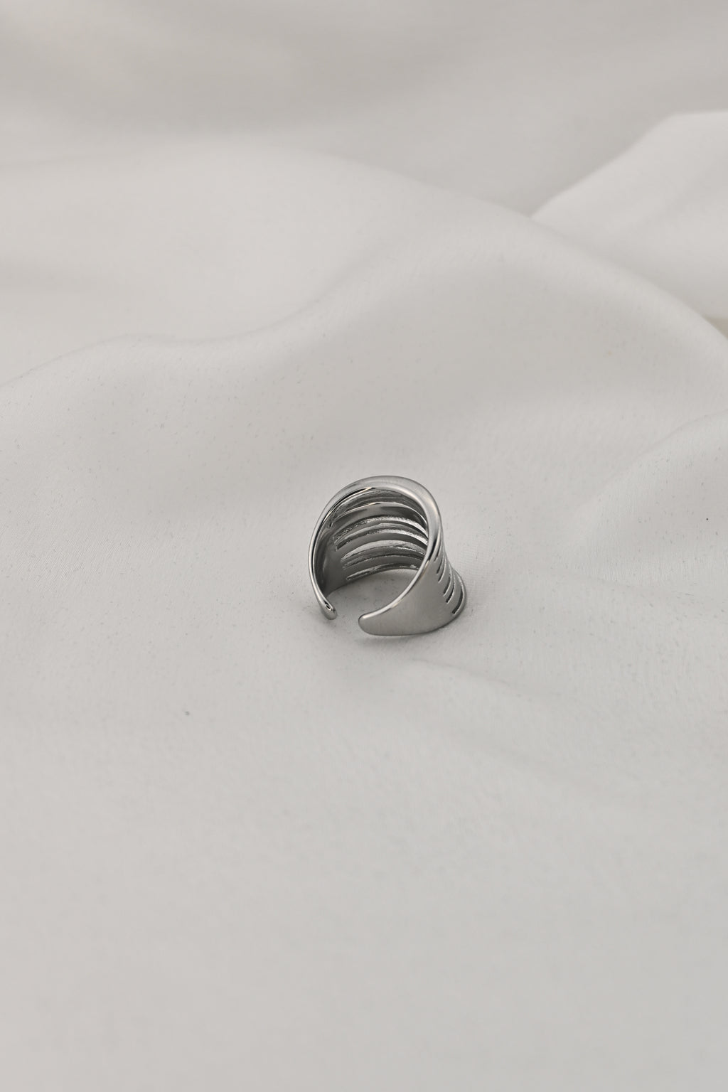 Anello a fascia regolabile