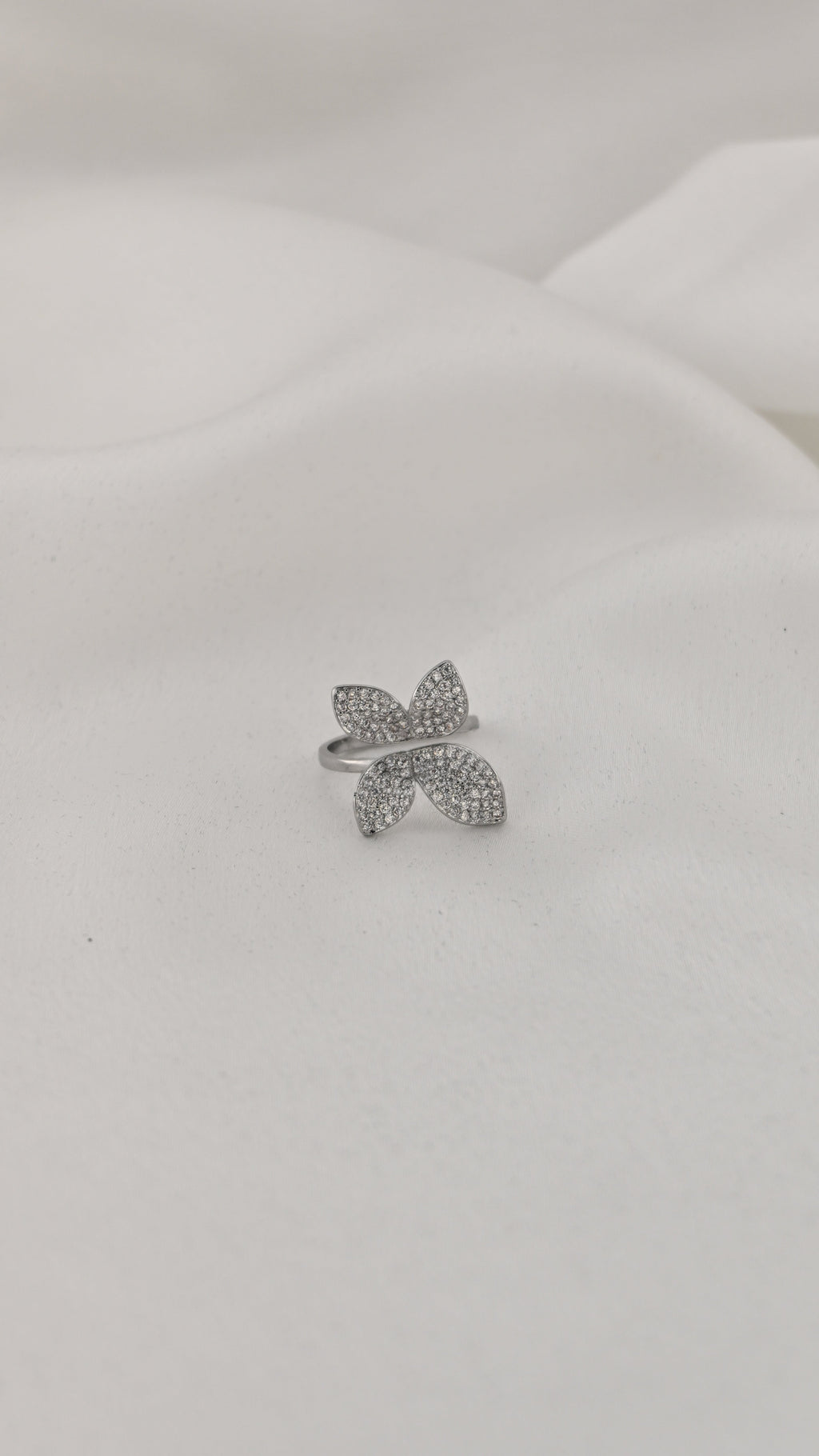Anello a farfalla