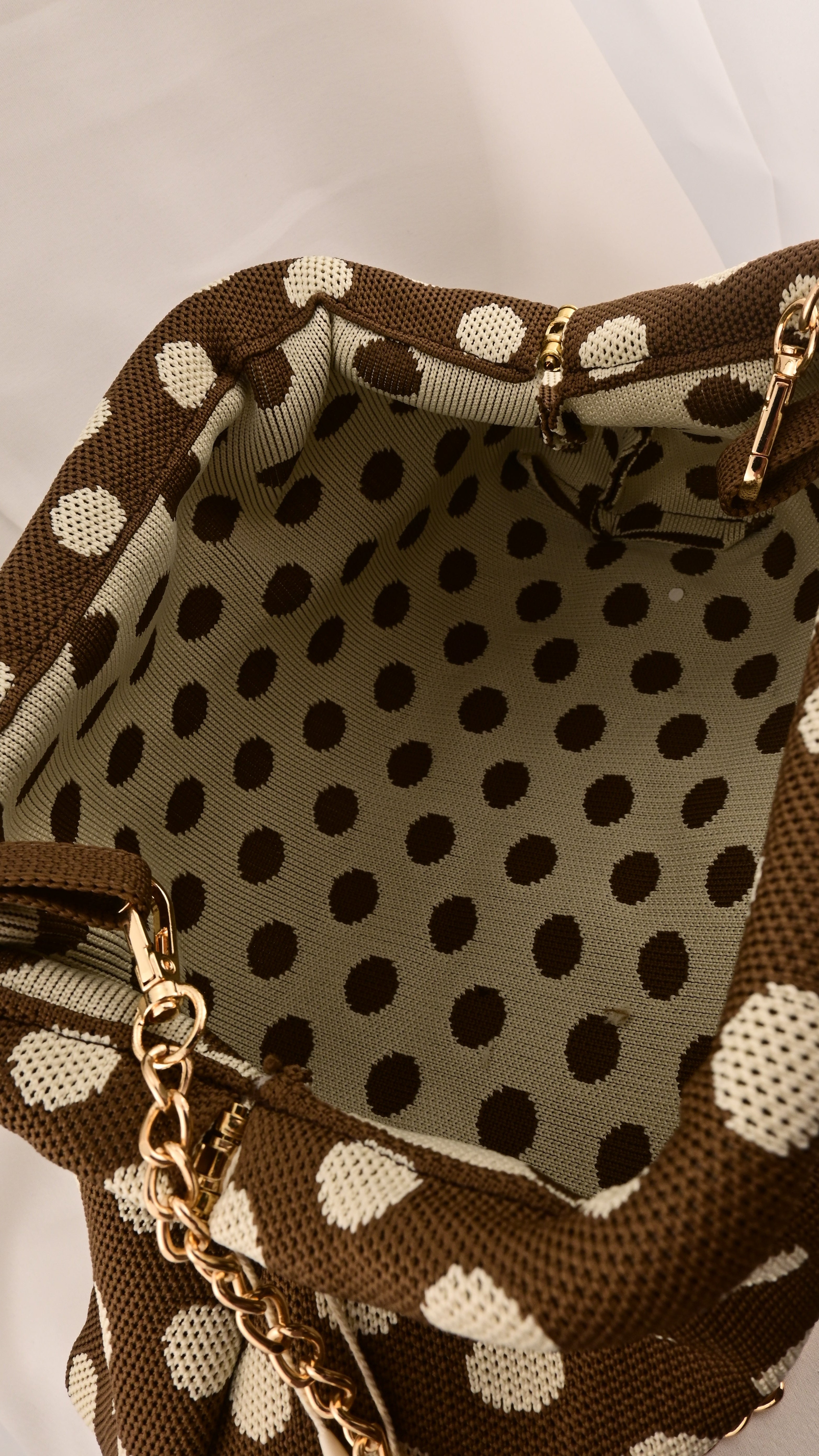 Clutch bag a pois