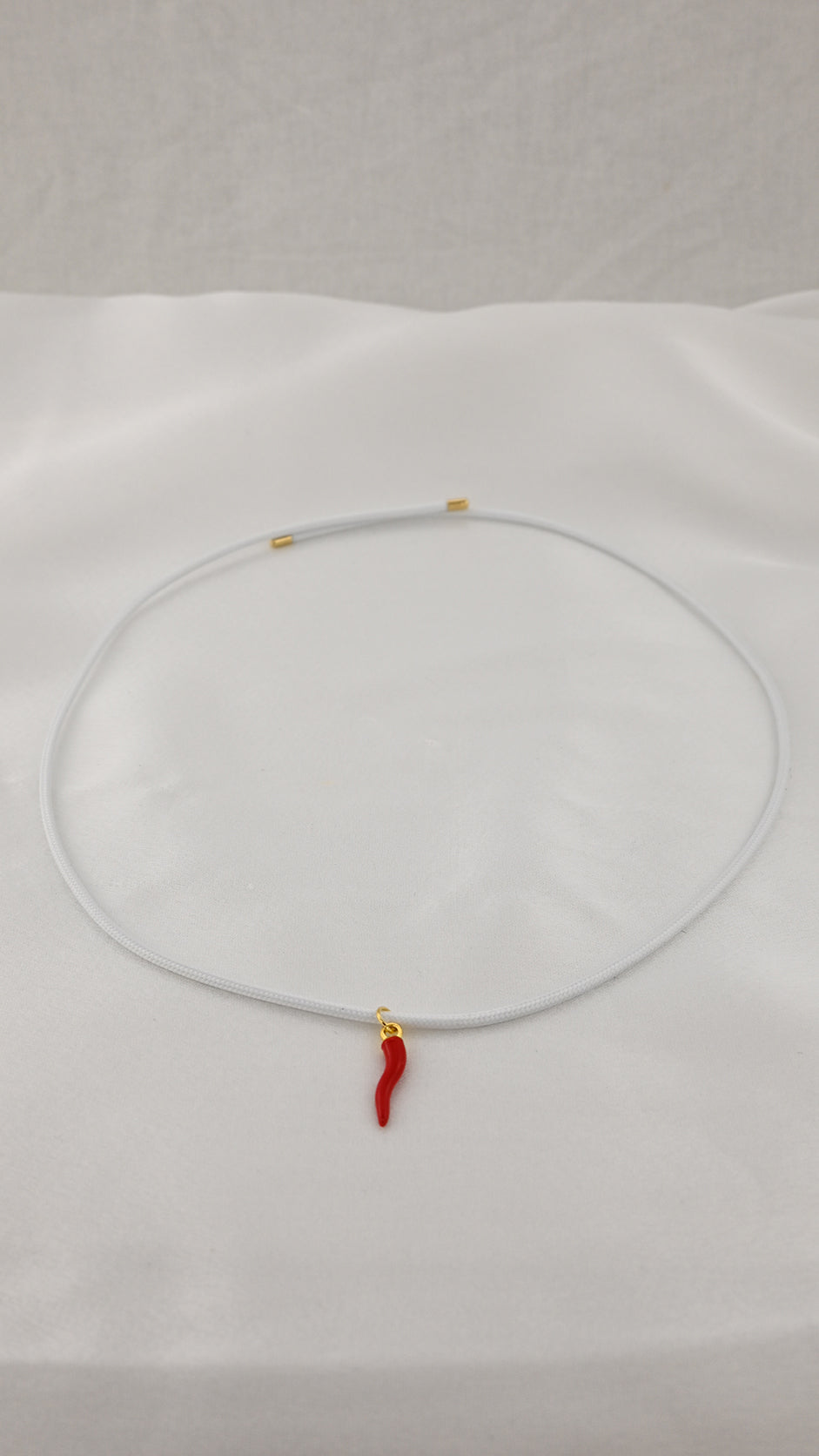 Bracciale/ Girocollo regolabile con pendente a peperoncino