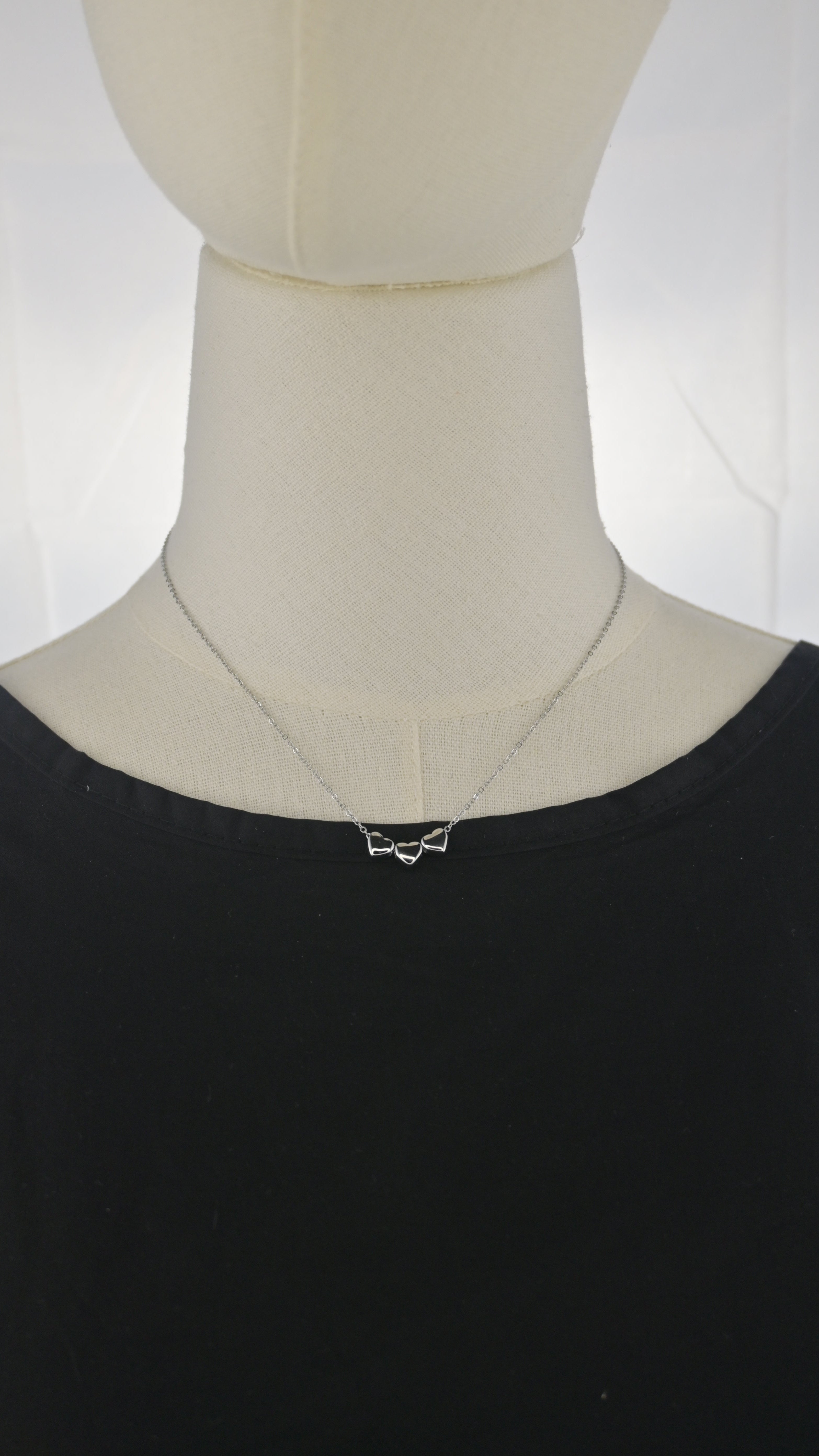 Collana tre cuori