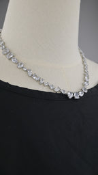 Collana con pietre