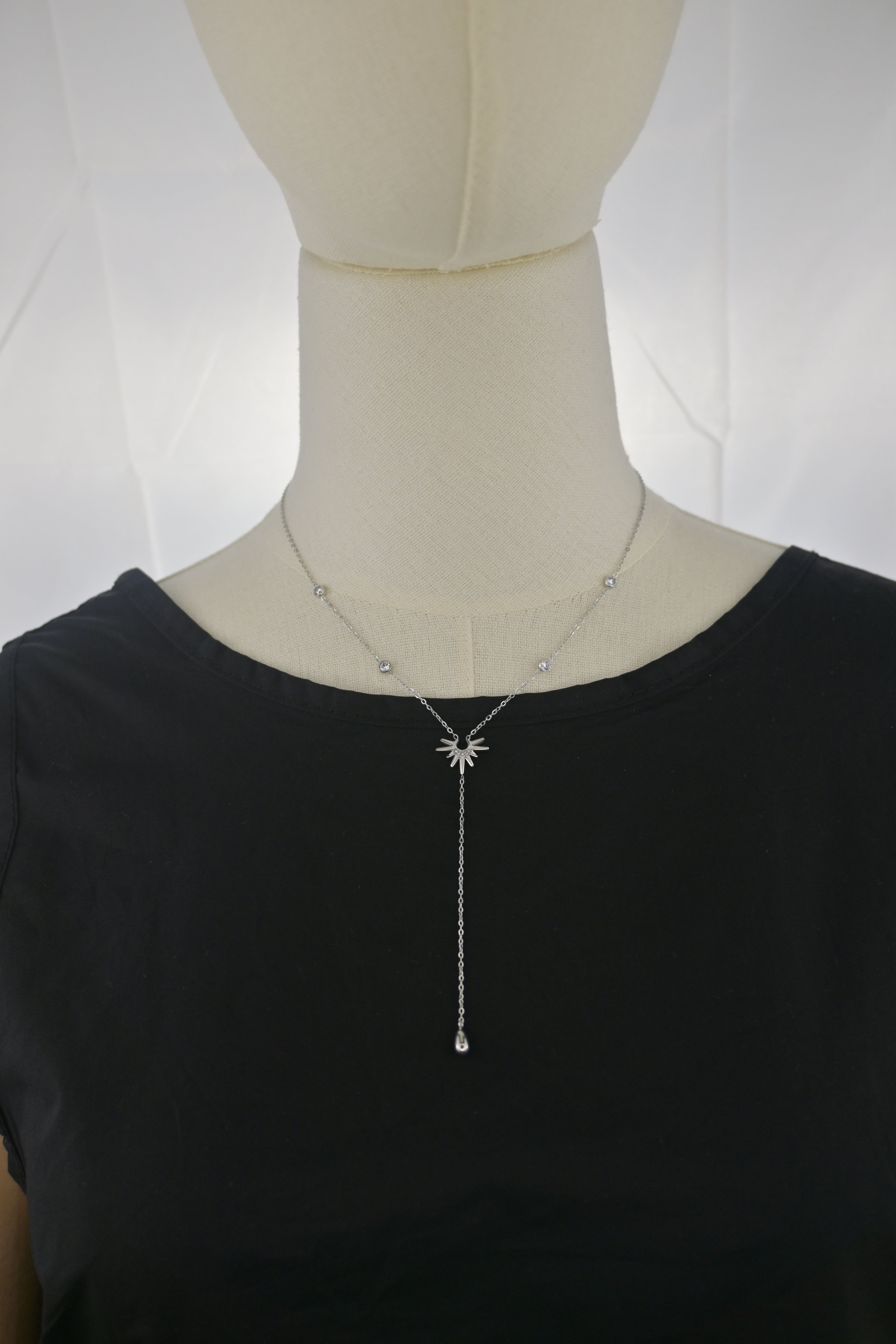 Collana a Y con pendente sole