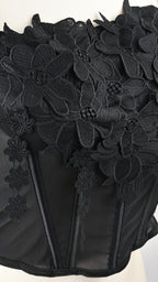 Top a corsetto con fiori